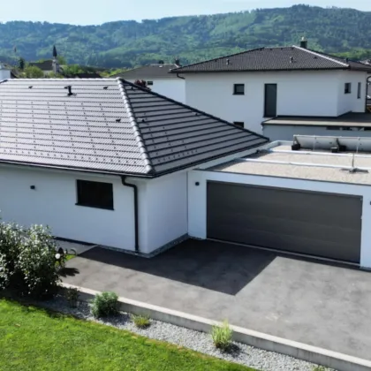 Bungalow in Aurach am Hongar: 4 Zimmer, Garage & viel Platz ! - Bild 2