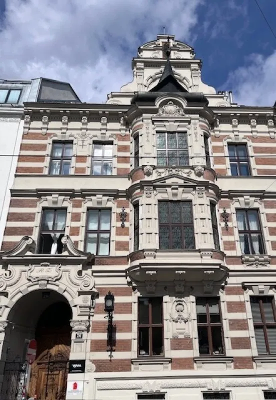 Margaretenplatz: unbefristetes, erstklassig saniertes Büro in repräsentativem Altbau - Bild 1