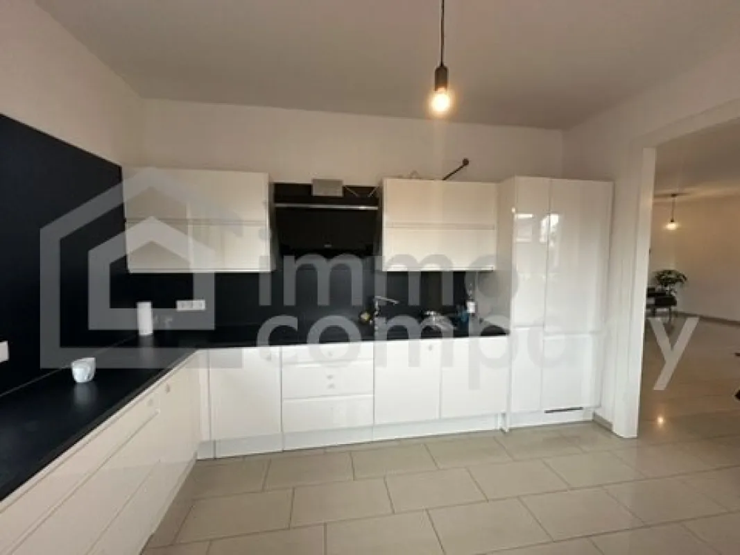 Modernisierte Doppelhaushälfte in Gänserndorf: Ihr neues Zuhause mit Garten und Terrasse! - Bild 1
