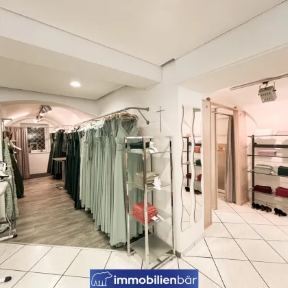 STADTHAUS AM ROSSMARKT EINE LIEGENSCHAFT MIT CHARME, HISTORIE UND ENTWICKLUNGSPOTENTIAL - Bild 2