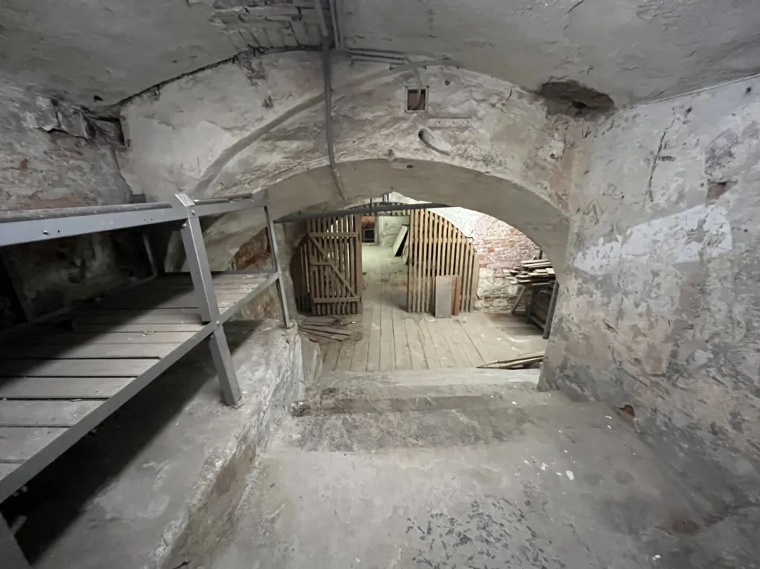 Kellerflächen in der Innenstadt zum Vermieten - Bild 1