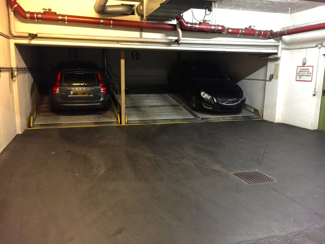 Hebebühnenplatz für kleine Stadtautos - Nähe Bacherpark - Bild 1