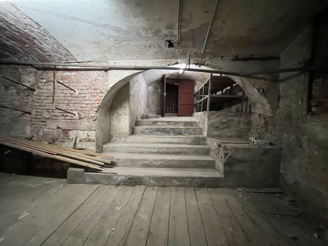 Lagerflächen in der Innenstadt zum Vermieten - Bild 1