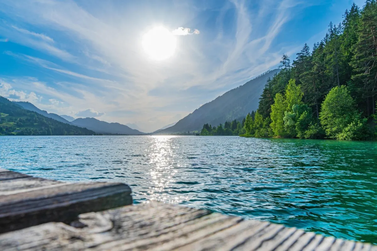 Seegrundstück mit 4* Boutique Hotel Projekt an einem des schönsten See Österreichs - Bild 1