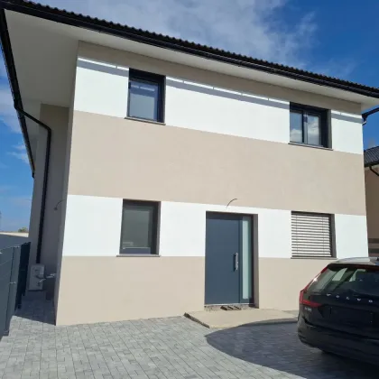 ERSTBEZUG---EINFAMILIENHAUS-- Nähe Wr.Neustadt - Bild 2