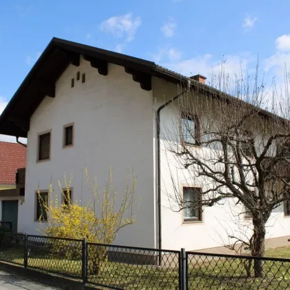 Großzügiges Ein- / Zweifamilienhaus in Top Zustand mit Terrasse, 2 Balkonen und 2 Garagen - Bild 2