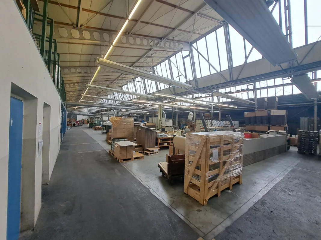 A2 Baden: Flexible Produktionshalle - Bild 1