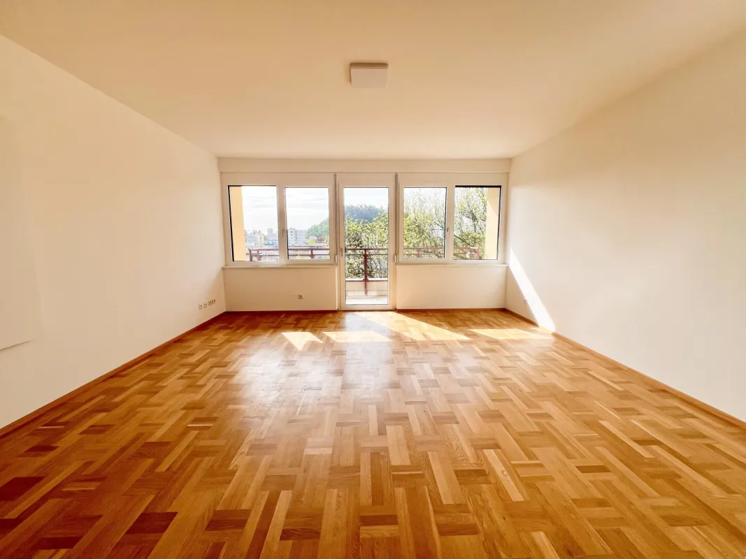Top-Lage, 1-Zimmer-Garconniere / Erstbezug nach kompletter Sanierung / Geidorf Graz - Bild 1