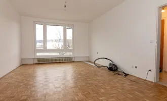 BADEN: generalsanierte, großzügige 3-Zimmer Wohnung mit Balkon in der Dammgasse 8
