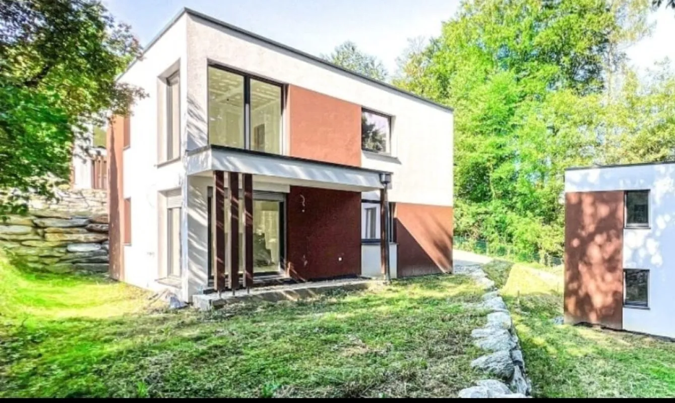 Ruhiges & attraktives Wohnen für Familien inkl. Garten, Terrasse, 2 Stellplätze für 469.000 €! - Bild 1