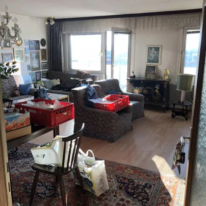 Traumhafte lichtdurchflutete 4-Zimmer-Wohnung zum sanieren mit 2 Terrassen und Garage in 1210 Wien - Frequent Lage! - Bild 2