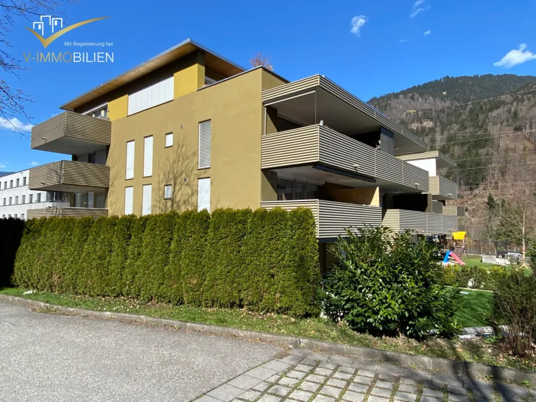 Zentrale-großzügige 5 Zimmer Eckgartenwohnung in Vandans - Bild 1