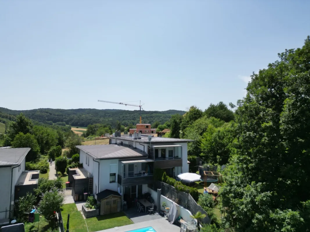 +++ Gepflegtes Quattroviertelhaus, in sehr guter Lage, Nähe Mattersburg! Keller, Carport, Loggia, Kachelofen! +++ - Bild 1
