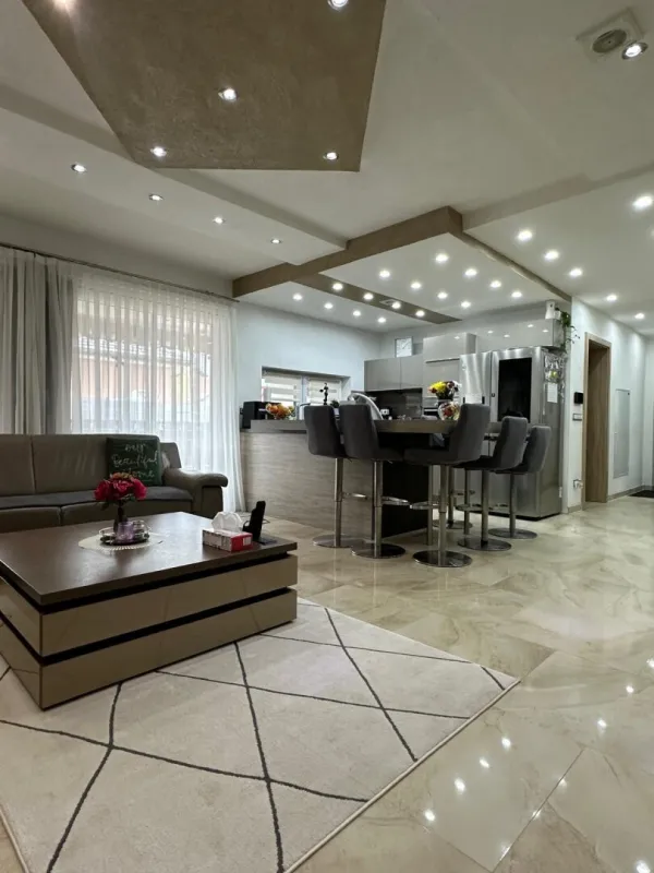 Attraktiver Doppelhausbungalow in Mattighofen🏡 📍🌳 - Bild 1