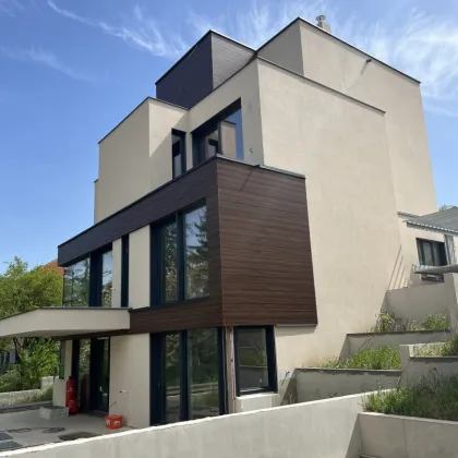 GROSSZÜGIGE, MODERNE LUXUSVILLA MIT LIFT UND POOL IN RUHIGER SONNENLAGE! - Bild 2