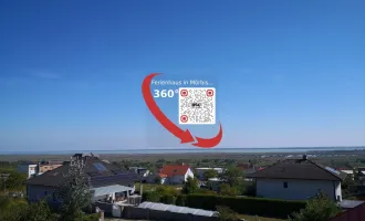 Ferienhaus mit unverbautem Seeblick und großem Potential in Mörbisch