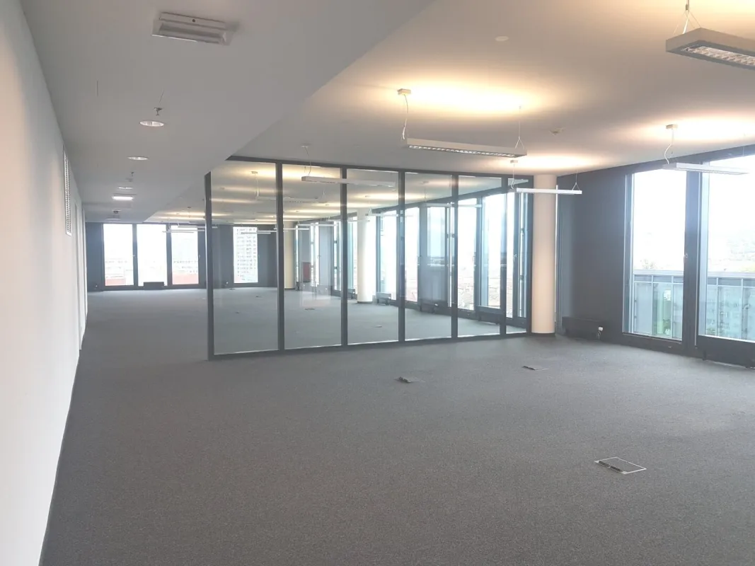 RIVERGATE - Moderne Bürofläche im attraktiven Open-Space-Stil und tollem Blick! - Bild 1