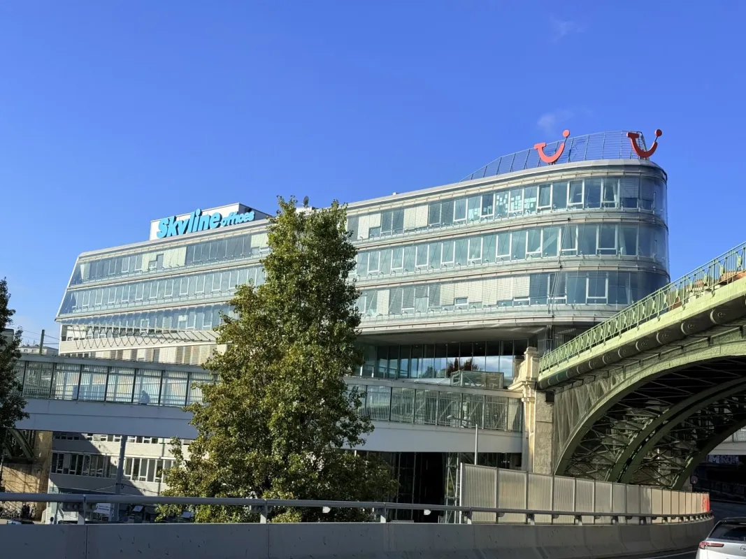 1190! SKYLINE BÜRO: Bürofläche (teilbar) direkt bei U4/Station Spittelau! - Bild 1