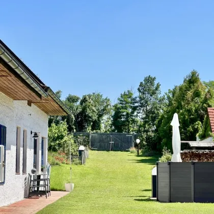 Wohnen, wo andere Urlaub machen – Traumhafter Streckhof mit Geschichte & Stil - Bild 2
