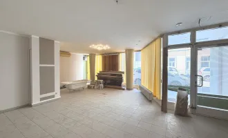 Renovierungsbedürftiges Geschäftslokal/Büro mit grossen Schaufenstern zum Kauf, 1180!