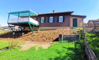 Wohnhaus samt Sonnenterrasse, Garage und Nebengebäude in Krieglach