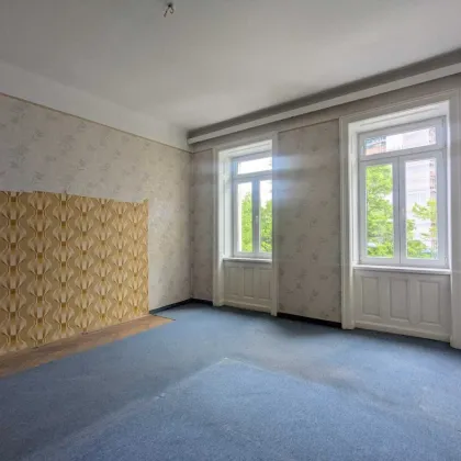 ++NEU++ Sanierungsbedürftige 2-Zimmer Altbauwohnung - viel Potenzial! - Bild 2