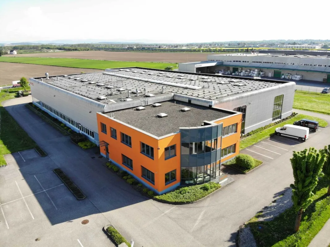 Attraktives Gewerbeobjekt im Gewerbepark Ennsdorf zu vermieten - Bild 1