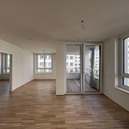 Moderne 3-Zimmer-Wohnung in zentraler Lage mit Küchenmöblierung! - Bild 2