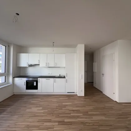 Moderne 3-Zimmer-Wohnung in zentraler Lage mit Küchenmöblierung! - Bild 3