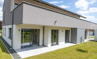 Sonnenverwöhnt Gartenwohnung mit 91m² Wohnfläche, riesiger Terrasse mit Grünblick und 115m² Eigengarten! BEZUGSFERTIG!