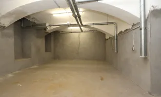 Lager nächst Josefstädter Straße!