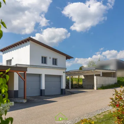 Exklusive Immobilie im italienischen Stil: Traumhafter Bungalow mit Pool in ruhiger Sackgassenlage - Bild 2