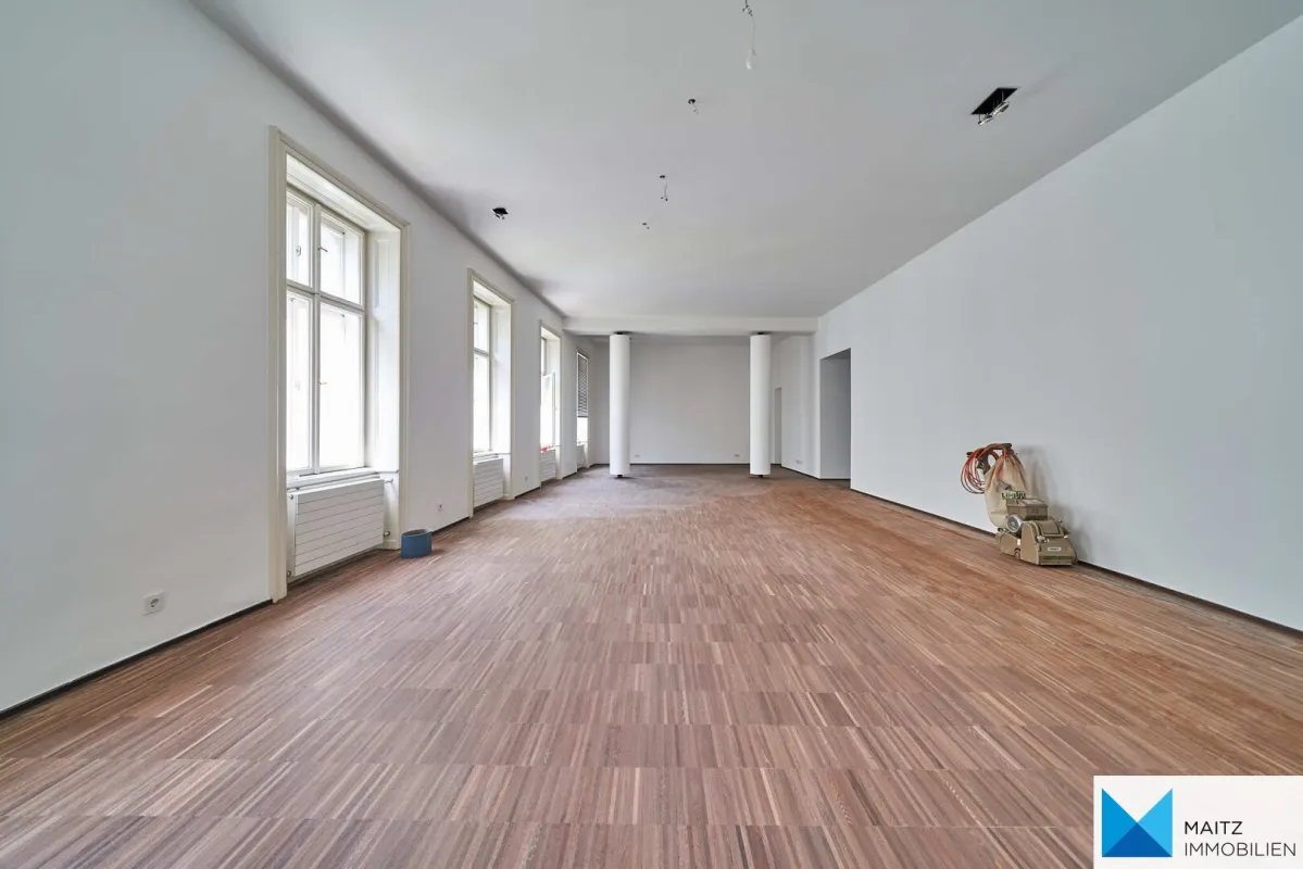 Repräsentatives Büro - Altbau-  in Bestlage der Innenstadt – 278 m² - 7 Zimmer,  im 3. Stock mit Lift - Bild 1