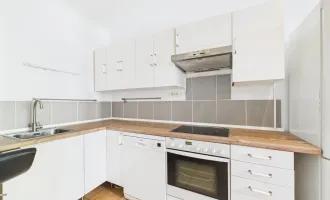 Stilvolle 2-Zimmer-Wohnung in Ruhelage // 64 m² mit viel Licht & Gemeinschaftsgarten // Exklusives Wohnen im Döblinger Cottageviertel