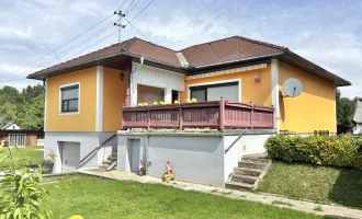 ** SCHICKER LANDTRAUM ** Gepflegter Bungalow in Ruhelage mit ca. 4.500 m2 arrondiertem Eigengrund !!
