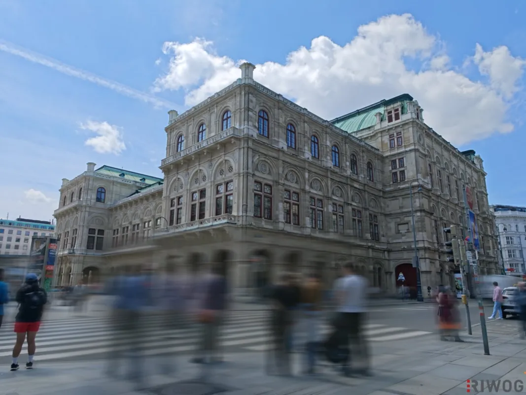 Bei Kärntner Straße & Oper | Ecklokal mit 3m hohen Auslagen | inkl. Keller samt Lastenaufzug - Bild 1