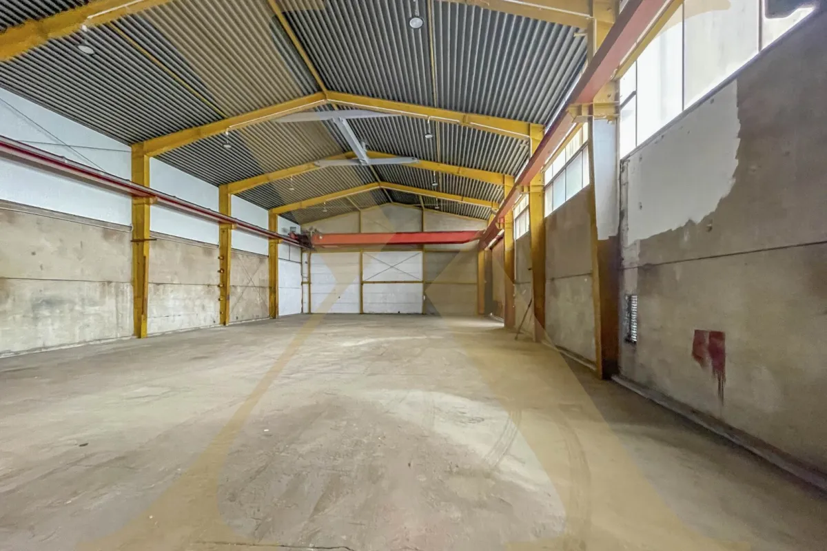 Kaltlagerhalle mit ca. 450m² nahe der Salzburgerstraße in Traun zu vermieten! Teilbar! - Bild 1