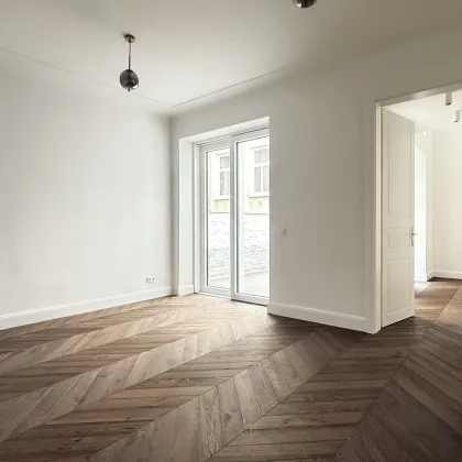 SERVITENVIERTEL- TERRASSENERSTBEZUG auf " GARTENEBENE" -  HIGH END ALTBAUWOHNUNG - STILJUWEL - 2 ZIMMER  + NR - RUHELAGE - Bild 3