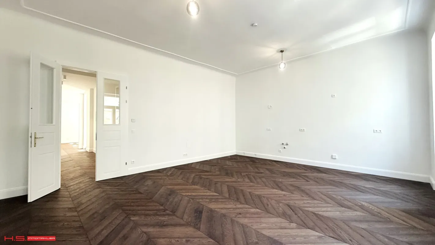 SERVITENVIERTEL - ERSTBEZUG - HIGH END STILWOHNUNG  - RUHELAGE - RENOVIERTES STILJUWEL - OST/WEST AUSRICHTUNG - 3.WOHNETAGE - Bild 1