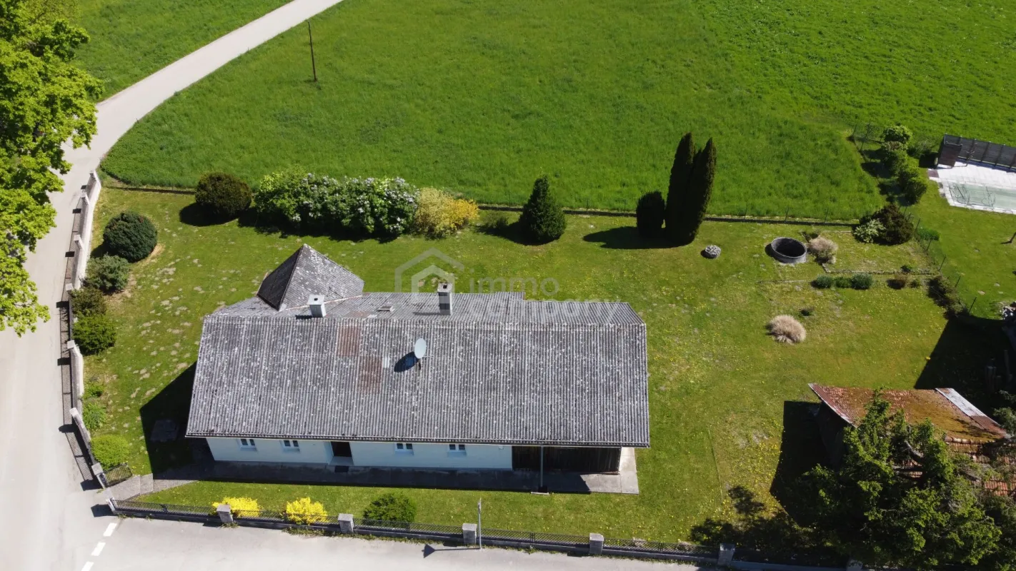 Baugrundstück mit Entwicklungspotenzial in ruhiger Lage – Nähe Wels - Bild 1