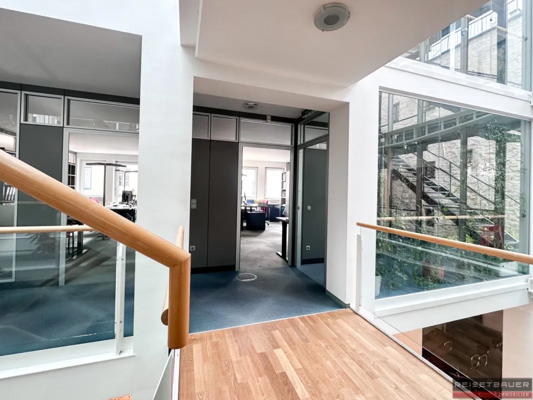 Repräsentatives Bürohaus in Alturfahr nahe des Linzer Rathauses - Bild 1