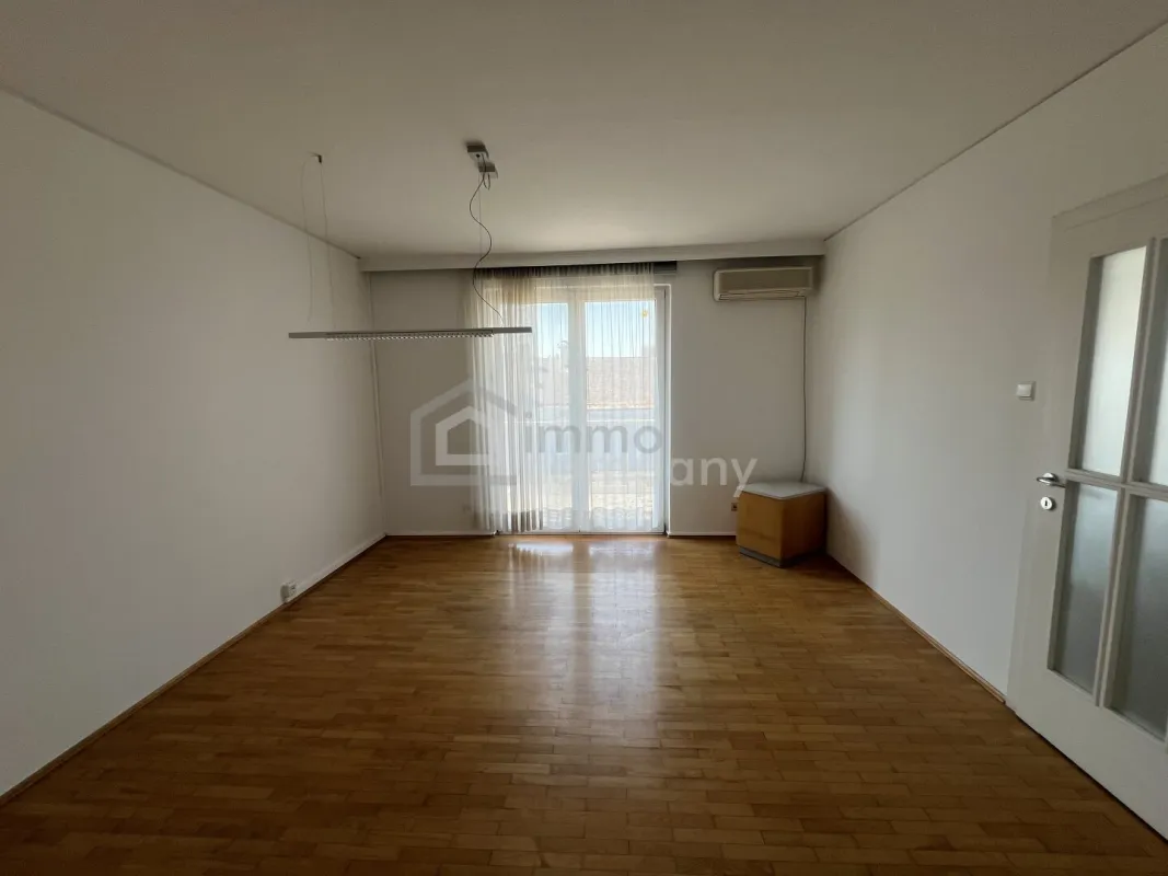 ***Zentrumslage*** Büroflächen mit Kanzlei-Charakter - Bild 1