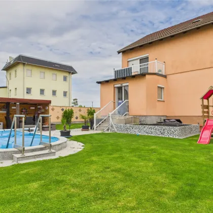 Traumhaftes Mehrfamilienhaus in Eggendorf: 12 Zimmer, Garten und viel Platz zum Wohlfühlen! - Bild 2