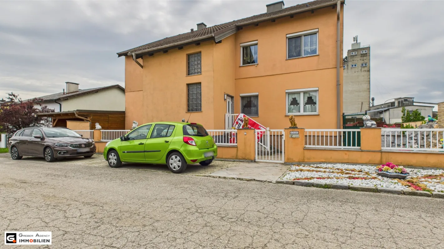 Traumhaftes Mehrfamilienhaus in Eggendorf: 12 Zimmer, Garten und viel Platz zum Wohlfühlen! - Bild 1