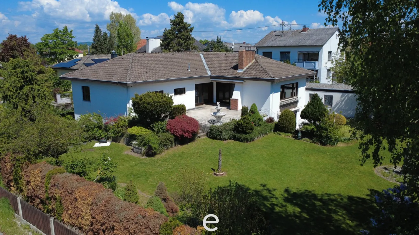 Familienidyll mit Retro-Charme und einzigartigem Flair in Traun! - Bild 1