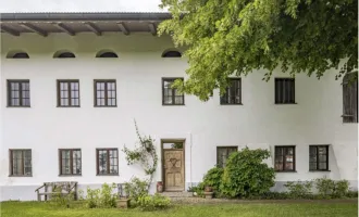Seeon-Seebruck: Landhaus mit Infinity-Pool und Bergblick!