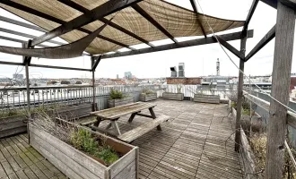 1120! Tolles DG-Büro mit großer Terrasse und perfekter Anbindung ab Juli 25!