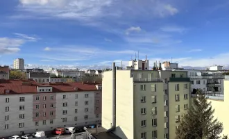 Lichtdurchflutete Dachgeschosswohnung mit Balkon | ZELLMANN IMMOBILIEN