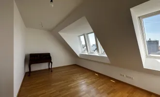 Helle Dachgeschoßwohnung mit großer Terrasse in 1200 Wien