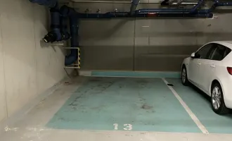 Garagenplatz in der Frömmlgasse 42